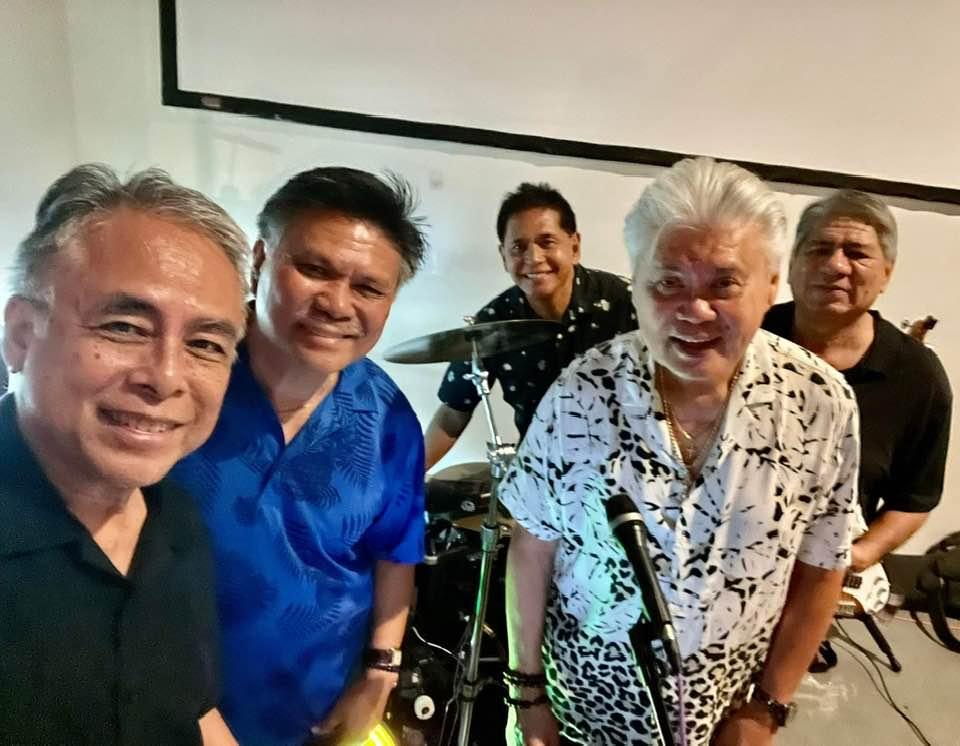KONA WINDS
INVITING EVERYONE FOR A NIGHT OF GREAT ENTERTAINMENT, SEE TALENTED MUSICIANS AS THEY DROP IN FOR SOME JAM SESSIONS, DANCING, ONO GRINDS AND DRINKS
AT THE BEAUTIFUL WAIKELE COUNTRY CLUB MAY 7th FROM 5:30 to 8:30pm