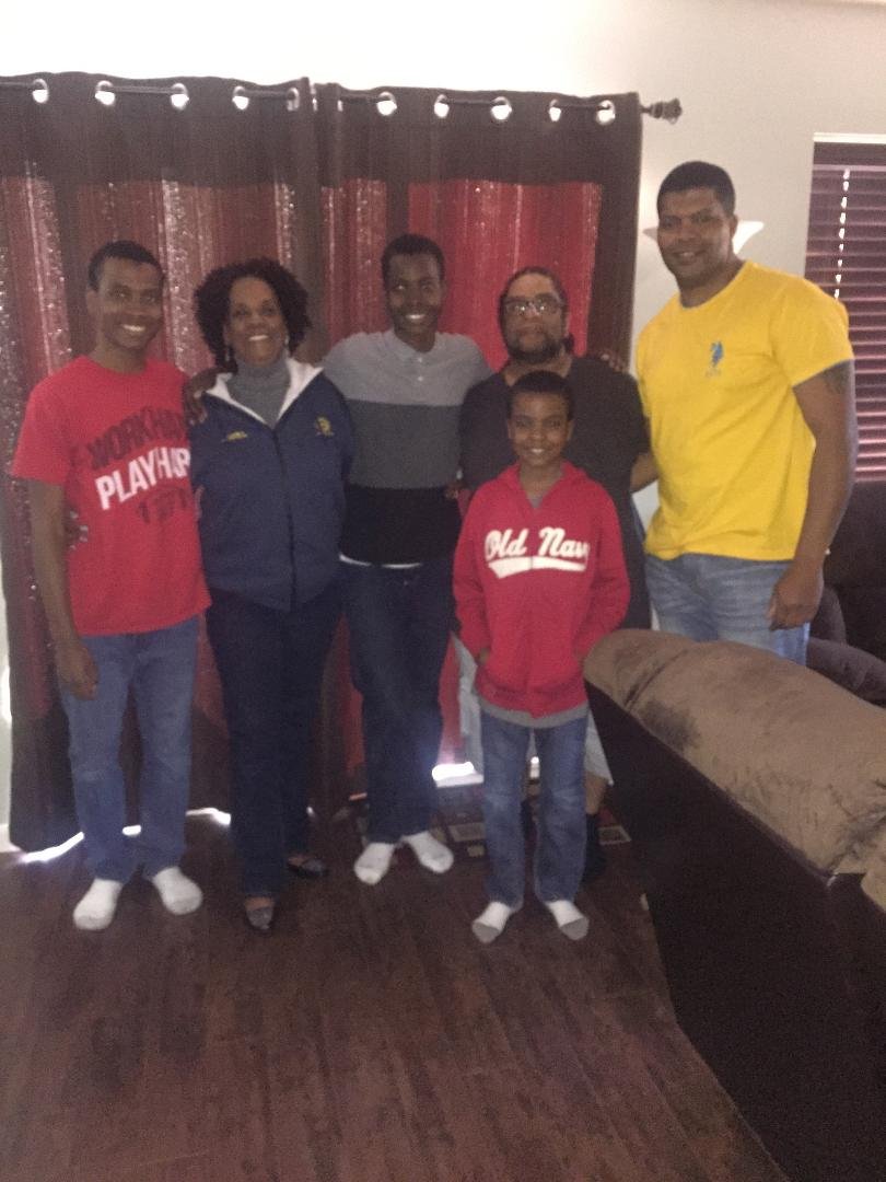 Visiting with Family in Washington Che & his handsome boys..