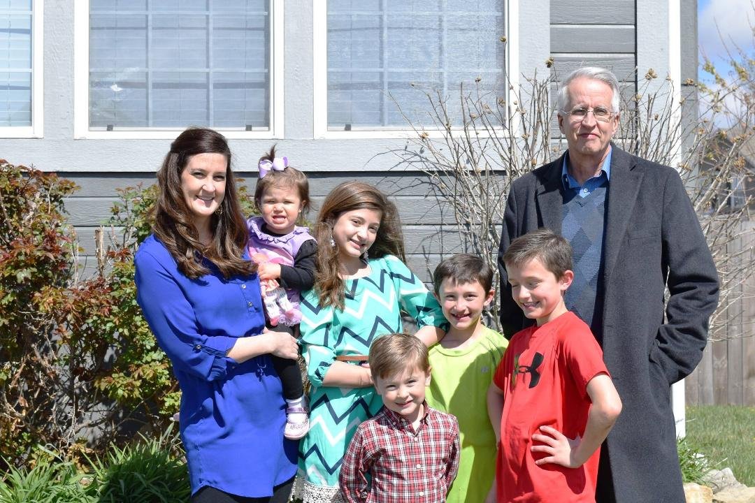 The Ross Famous 5 + Mom and Grandpa - Easter 2016