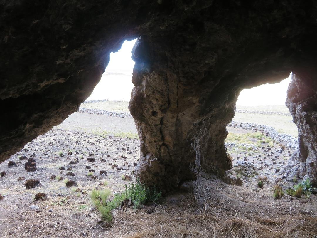 Back from a Magical Lunar Eclipse Journey at Lake Titicaca (arrived back in the Sacred Valley at 5:30 this morning). I'm still integrating and processing all of the spiritual experiences. We discovered this powerful cave af