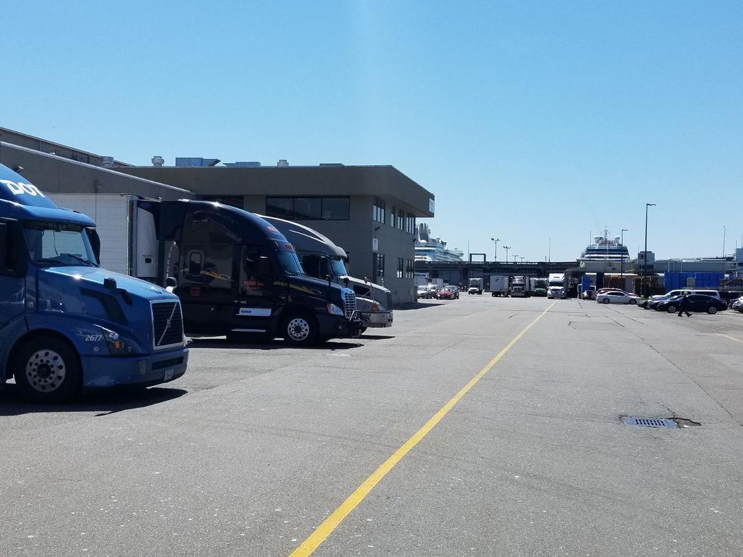Picking up a load from Trident Seafoods at pier 91 in Seattle on a Friday provides a "little" extra scenery!