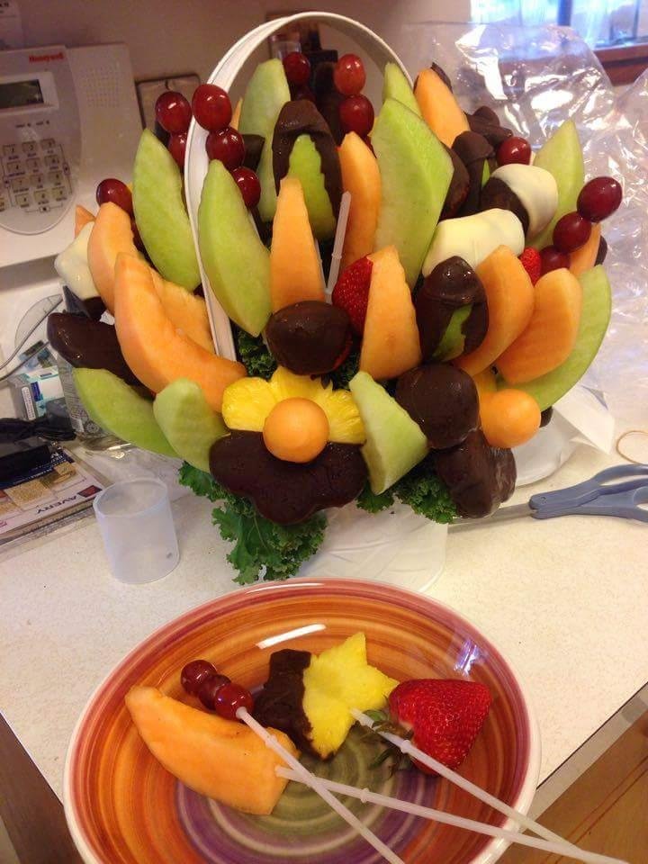 PattyMcDonough took this photo of the edible arrangement that was anonymously sent to me.  What a treat, and many thanks to the sender(s)!
