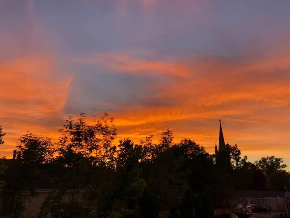 Sept 2nd sunset 
Wortley Village
London, Ontario
Enjoy
