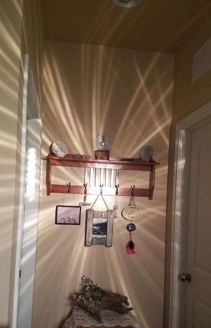 Christ our Lord was risen today! This was an amazing morning...could not believe the sun shining thru my window