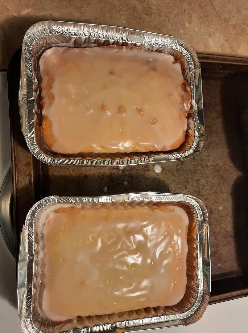 What you do with yourself when you don't know what to do with yourself. Lemon pound cake!