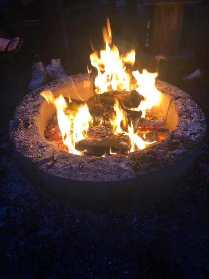 Nothing like a fire and good friends to feed your soul 🧡
