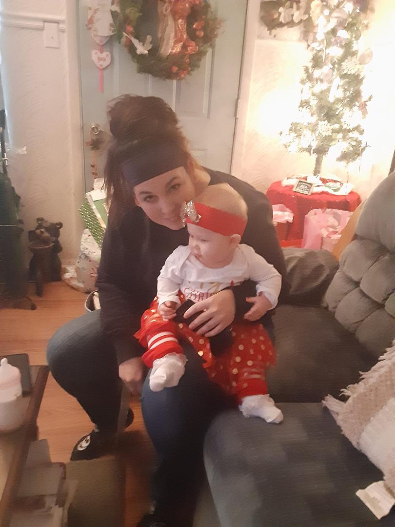 My beautiful granddaughter an great granddaughter 💘them both