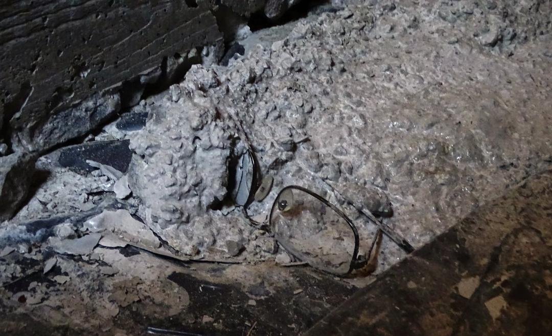 CONTROVERSIAL EVOLUTION REPORT? Shown here is a 365-million-year-old pair of eyeglasses found embedded in a petrified lava flow in West Virginia. Of course you doubt that! Over 40 years ago Mt. Saint Helens proved that lots
