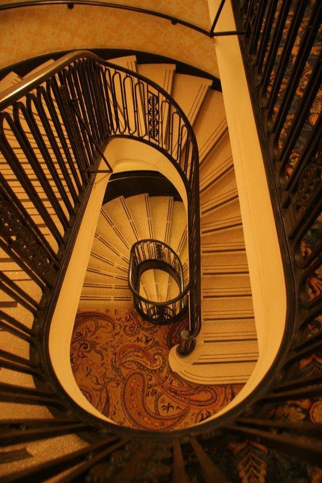 This photo of 'Palmer House - Chicago' was taken by Arnold Collens, a classmate from high school. It really caught my eye and thought others might enjoy it.