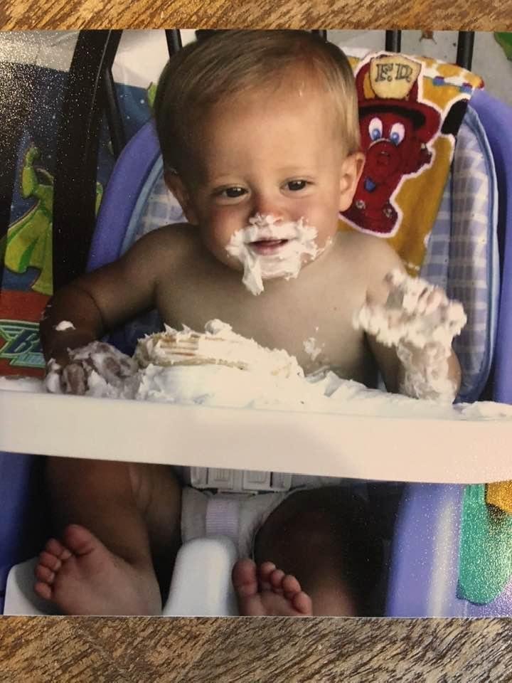 Happy Birthday Grant! Hope this year’s cake is as good as your first one!!🎉🎂😀