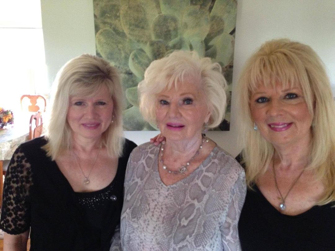 Three sistas in town!!!