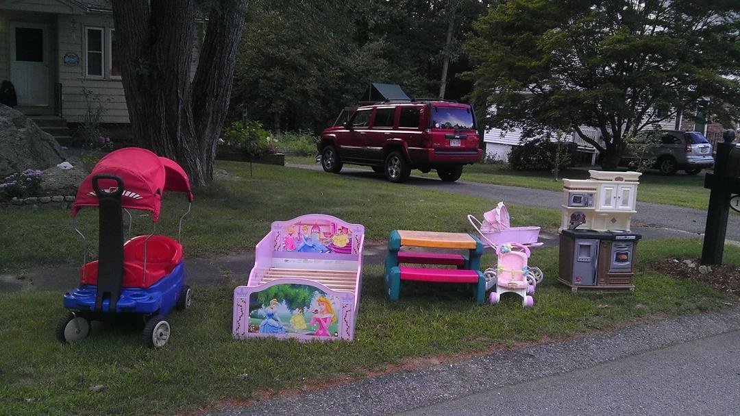 Free ay 128 Jerrold st. Holliston!
