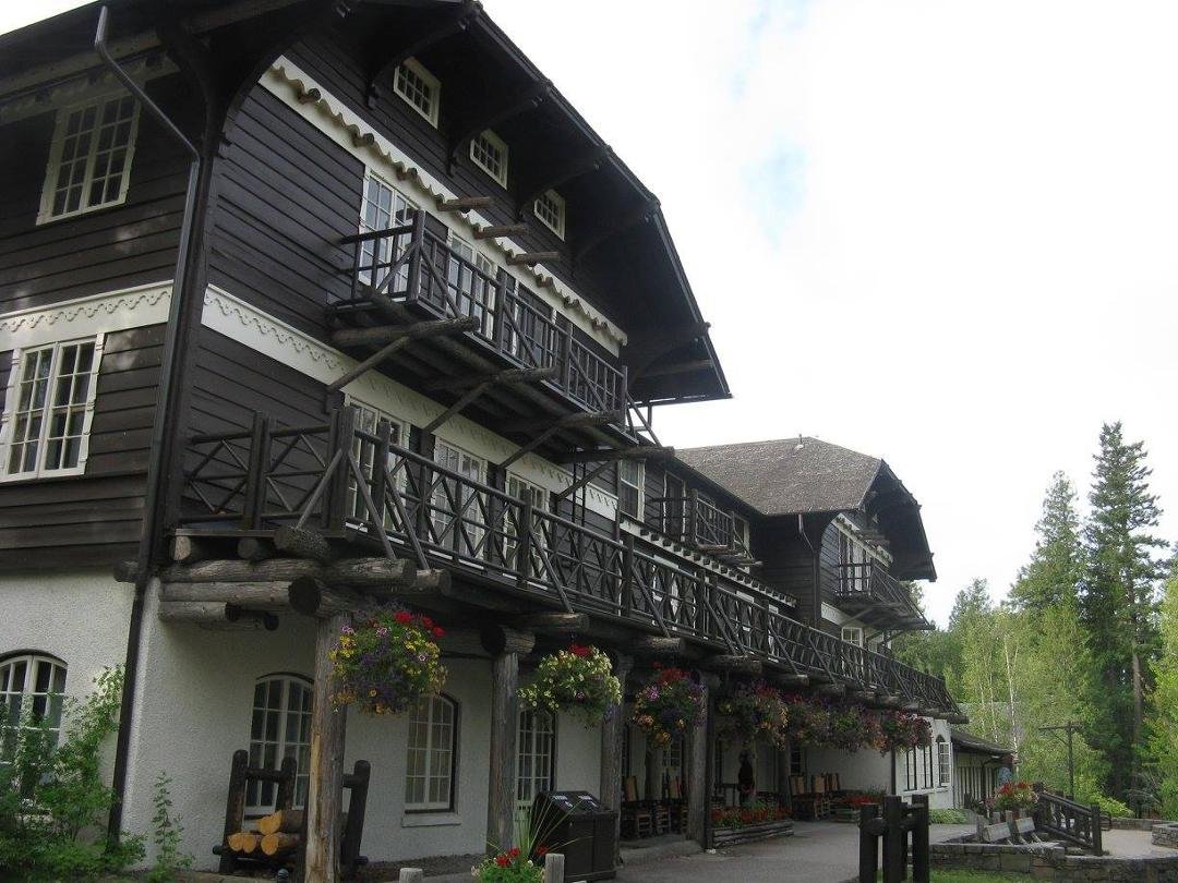 Lake McDonald Lodge, back side facing the lake