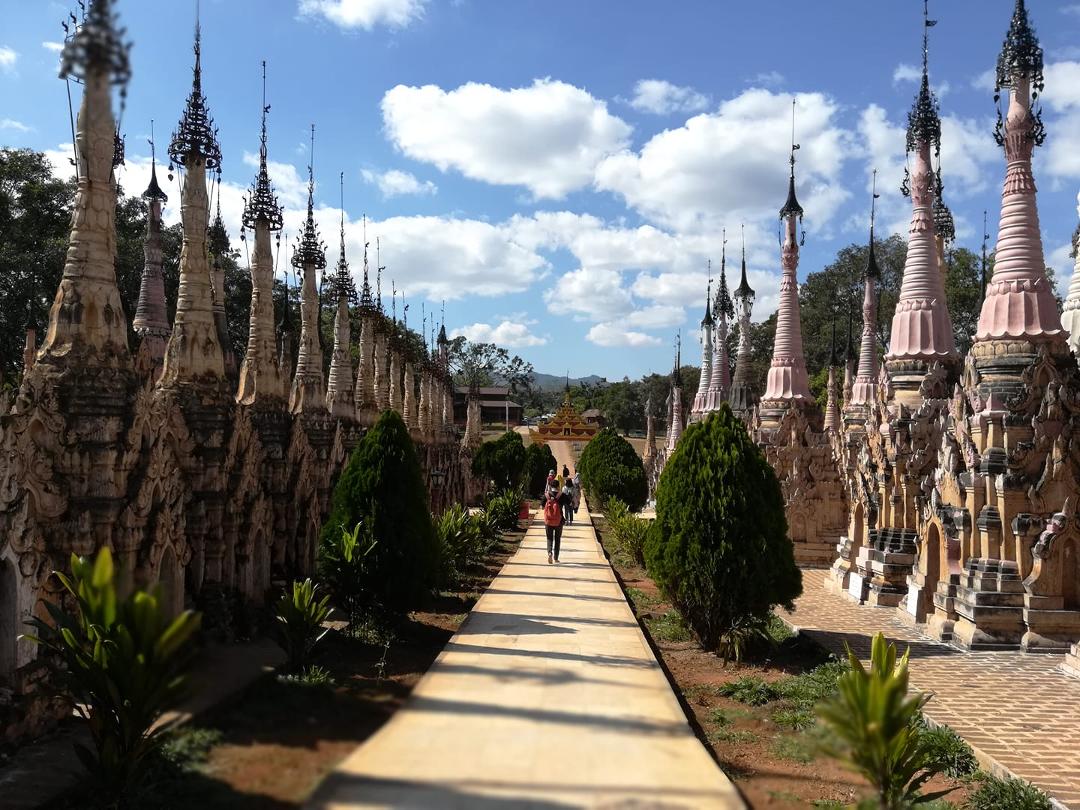 A walk in the Kakku Pagoda of 2478 stupas.