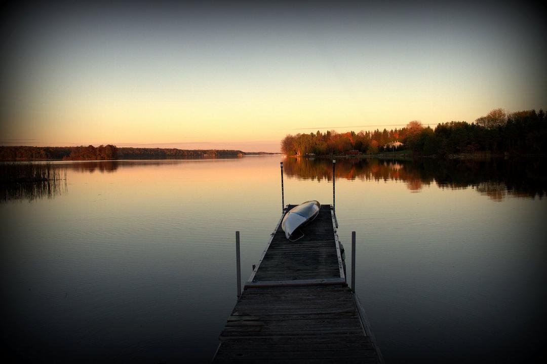 another beautiful fall day on the lake....going to miss the loons....