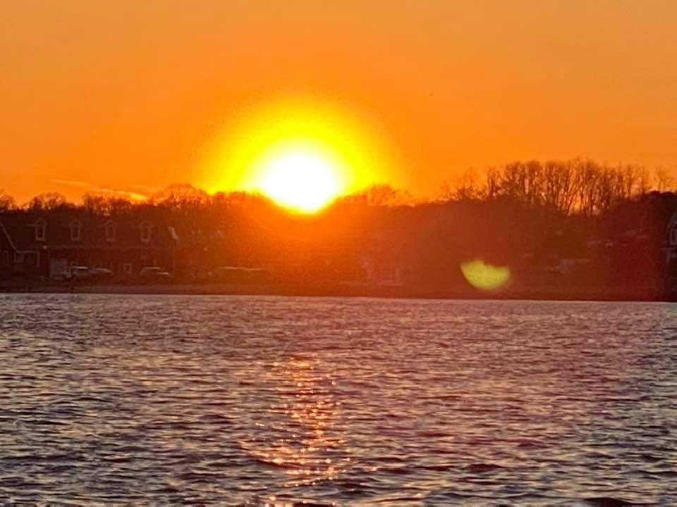 First time I saw the green flash at sunset. Happened as the pink moon was rising! Nature is super beautiful!