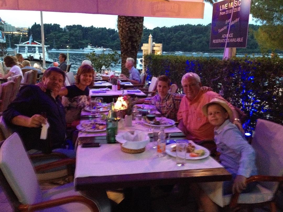 Dinner with my Serbian family, The Sigulinski. Buca, Andrea,Filip & Mateja