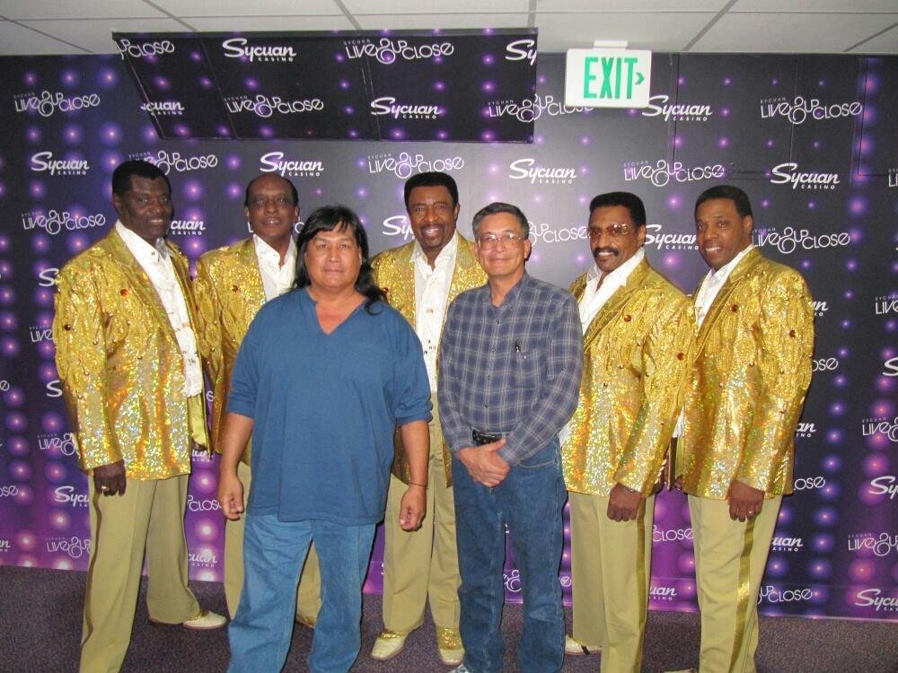 Me and my brother met Dennis Edwards and the Temptations Review.  He. Is the last original member of the Temptations.