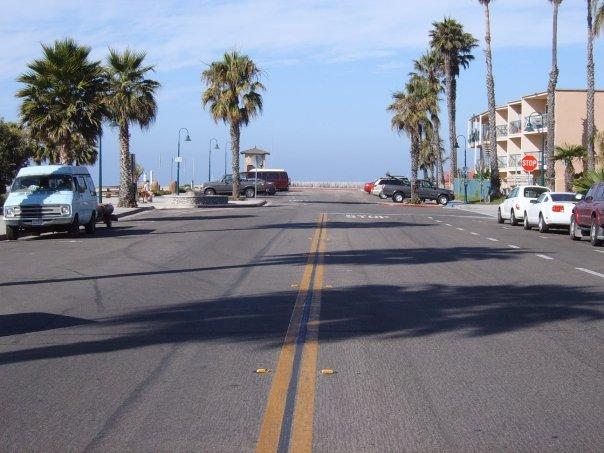 My street, Linden Avenue, to the beach, 250 feet from my place!