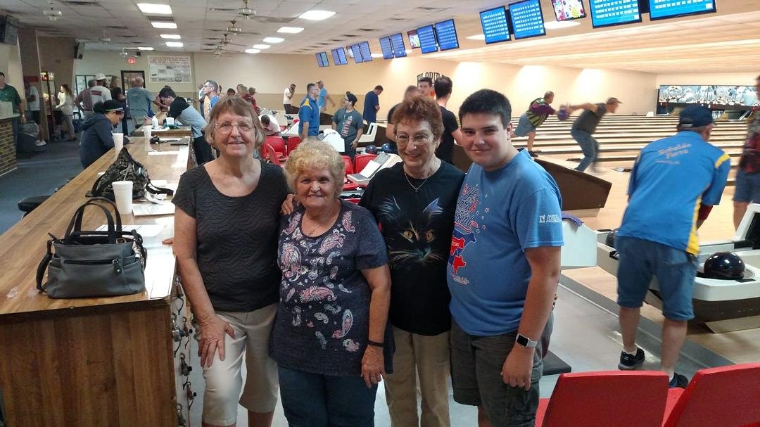 Country Side Rollers, we came in 4th place in the Fellowship league at Lake City Bowl. The Country Side Bowlers came in 3rd and the Holly Rollers came in first. All from Country Side Baptist Church. Yea teams. our team was