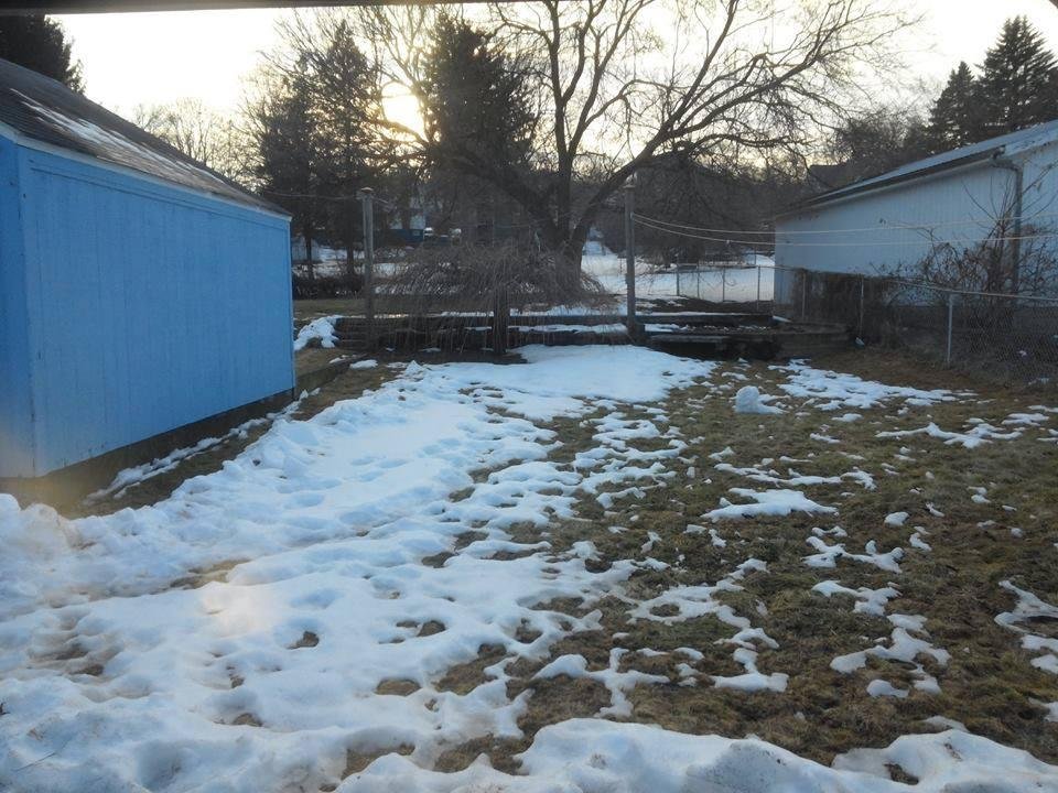 2 feet of snow a week ago, almost gone now.