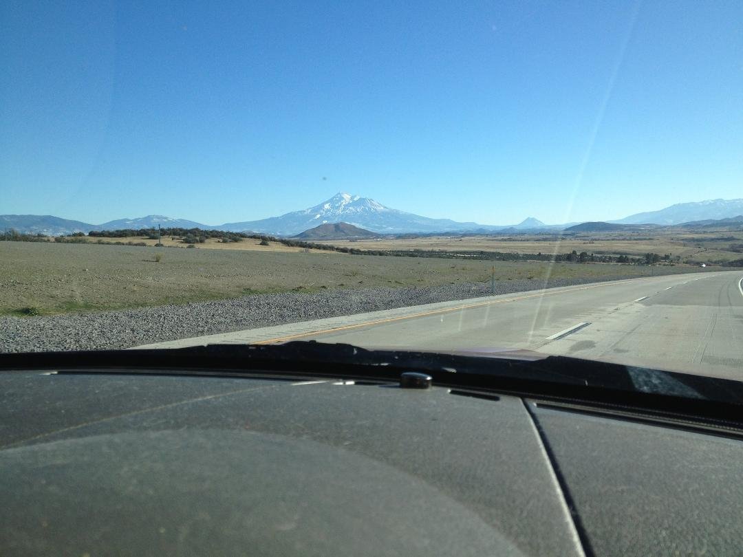 We are now in California. This my is mt Shasta