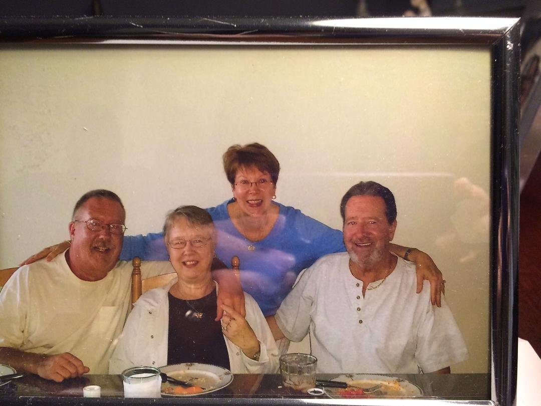 My wonderful siblings (when we were 4)