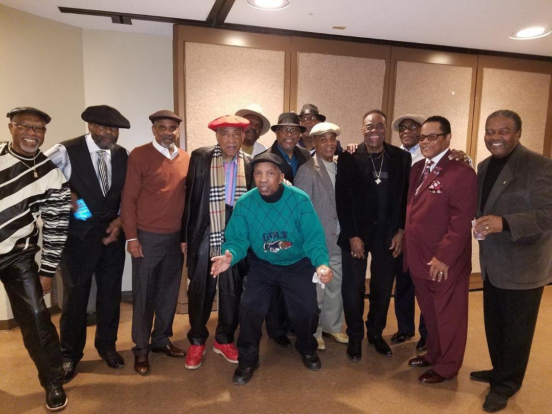 Jan. 2018 class of 59 dance.
Great Brothers on this picture.