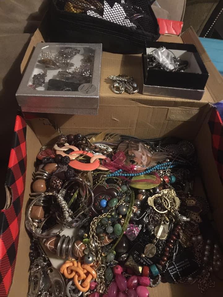 My oldest tells me “mom I have a bunch of old jewelry for you to use for projects.” I kind of just glanced when I got took the box, and once or twice since. I just opened it. Yeeeehaaaa
Oh and it’s heavy as hell