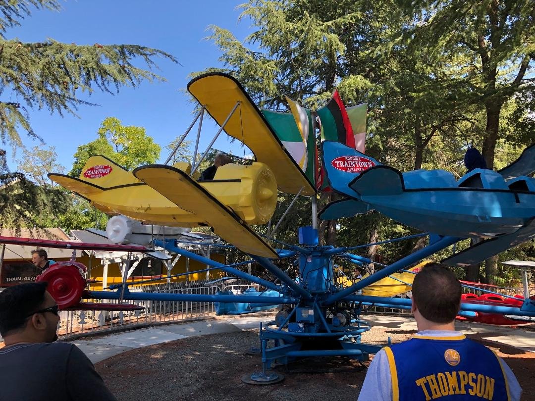 Th Sonoma Traintown Airlines is more my speed but I didn't meet the height requirement. Hunter and Parker had a big time!