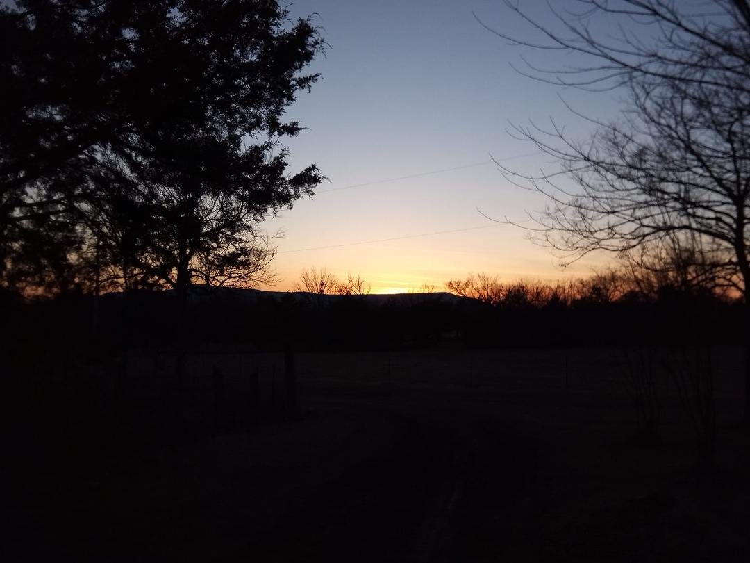 James (Dan) Hitt's album, Mobile Uploads