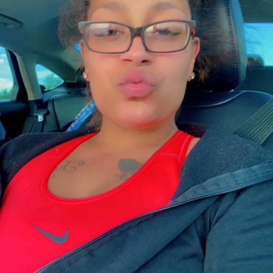 Areasha Huff's album, Mobile uploads