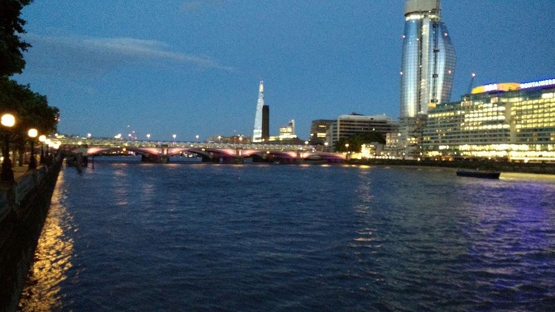 Cruise on the Thames