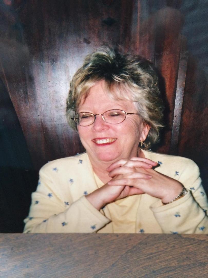 Marilyn Summers' album, Mobile Uploads