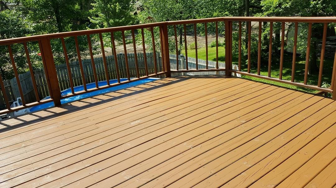 Roxanne Bahnsen
16x20 deck, including all spindles and full set of stairs