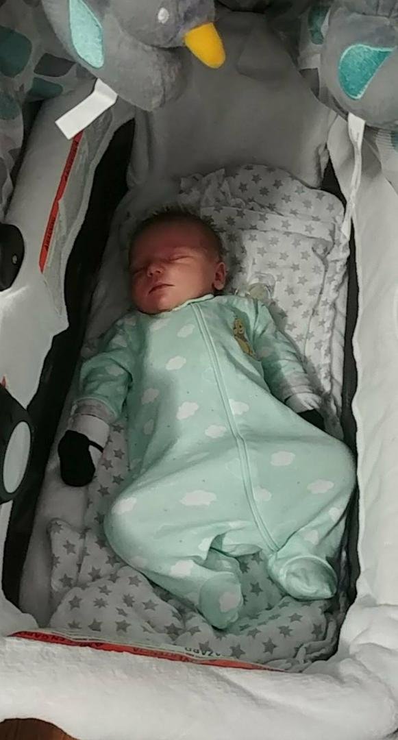 Jade at 10 days old.