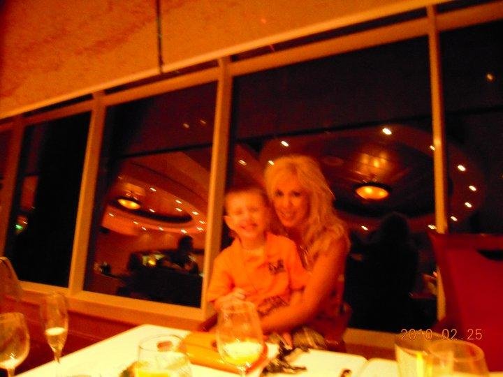 Shannon & Tanner at dinner
