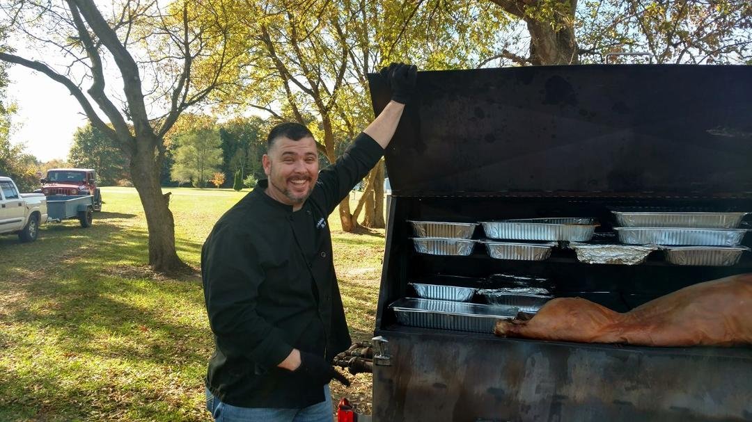 3 LIL Pigs Count down has begun!!
Your Barbeque backyard and Commercial Catering specialist are coming to you walleye fest weekend at the Kernal burner at 6171 Tittabawassee come check us out not only for great Ribs, Chicke