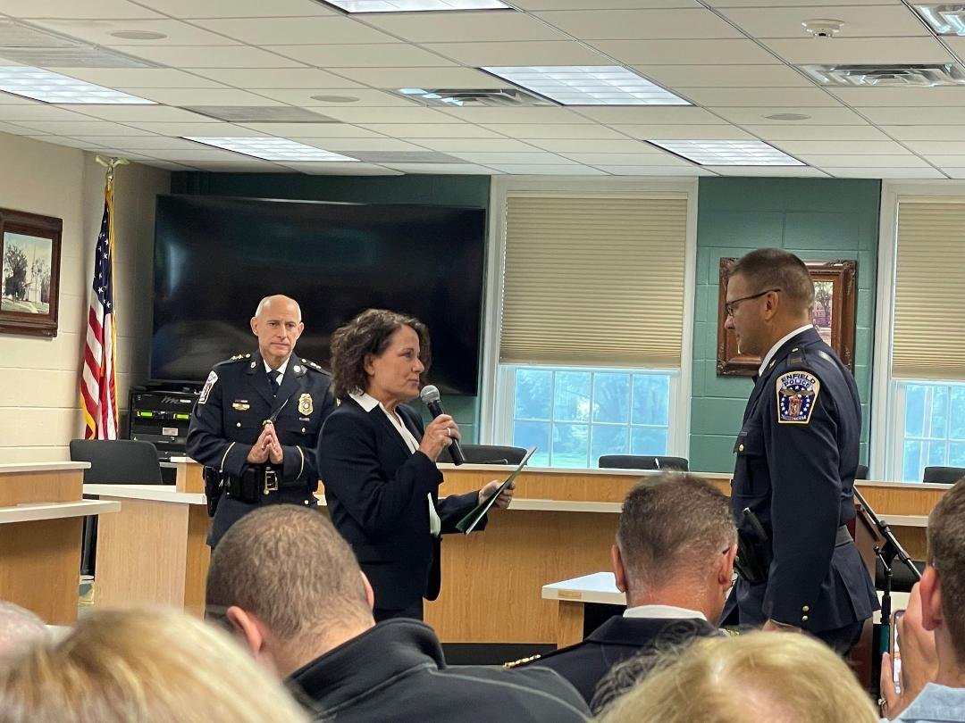 Sheila Baily swears in the Deputy Chief.