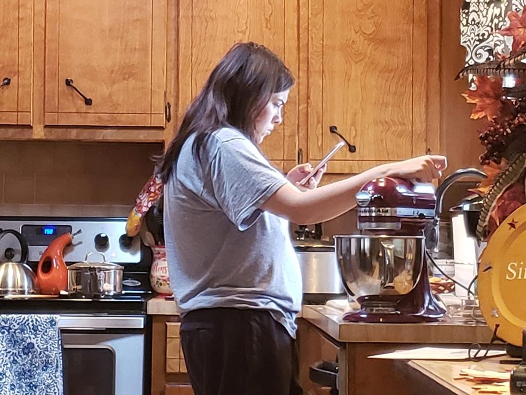 Baby momma making Peach Cobbler