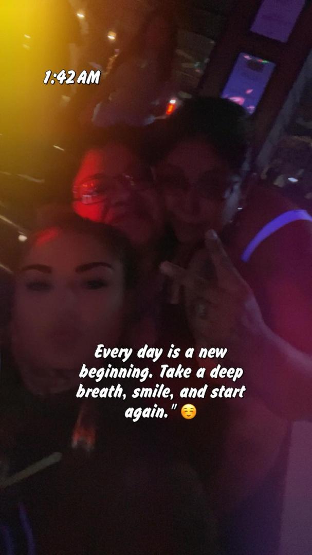 Maria Ramirez's album, Mobile uploads