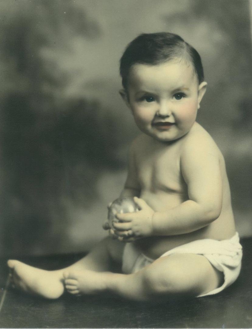 Robert Gates' album, Timeline Photos