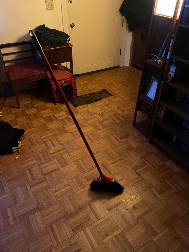 Kimberly tried NASA’s broom challenge this morning and it actually works! Weird!