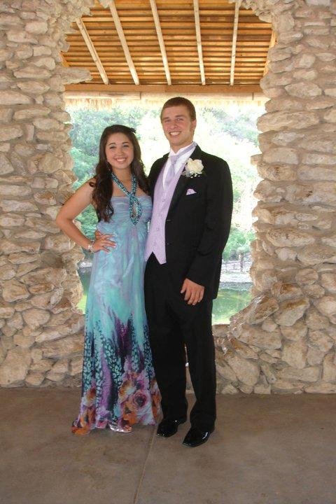 Maddi and Josh at Japanese Tea Gardens before Prom