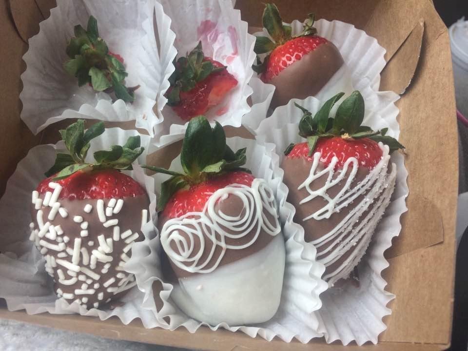 We could not wait to eat one . Had then while driving. Amazing! My FB friend Mia makes them. Hit her up if interested.