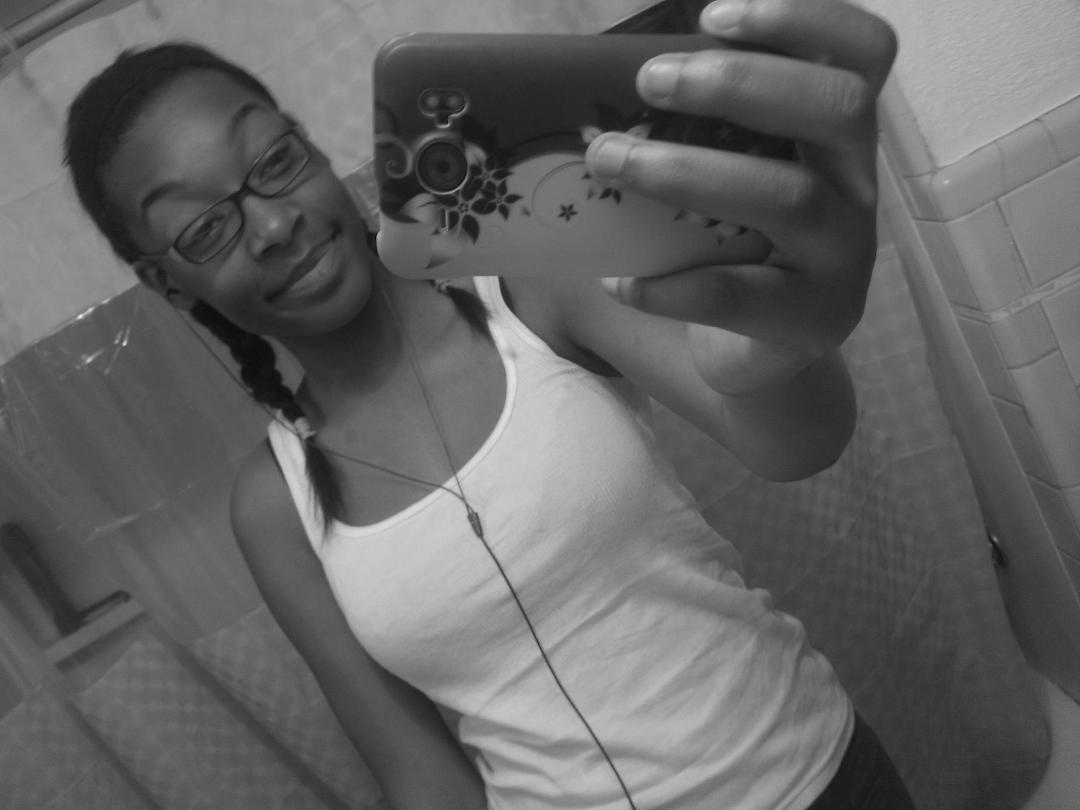 Just cooling it .<3