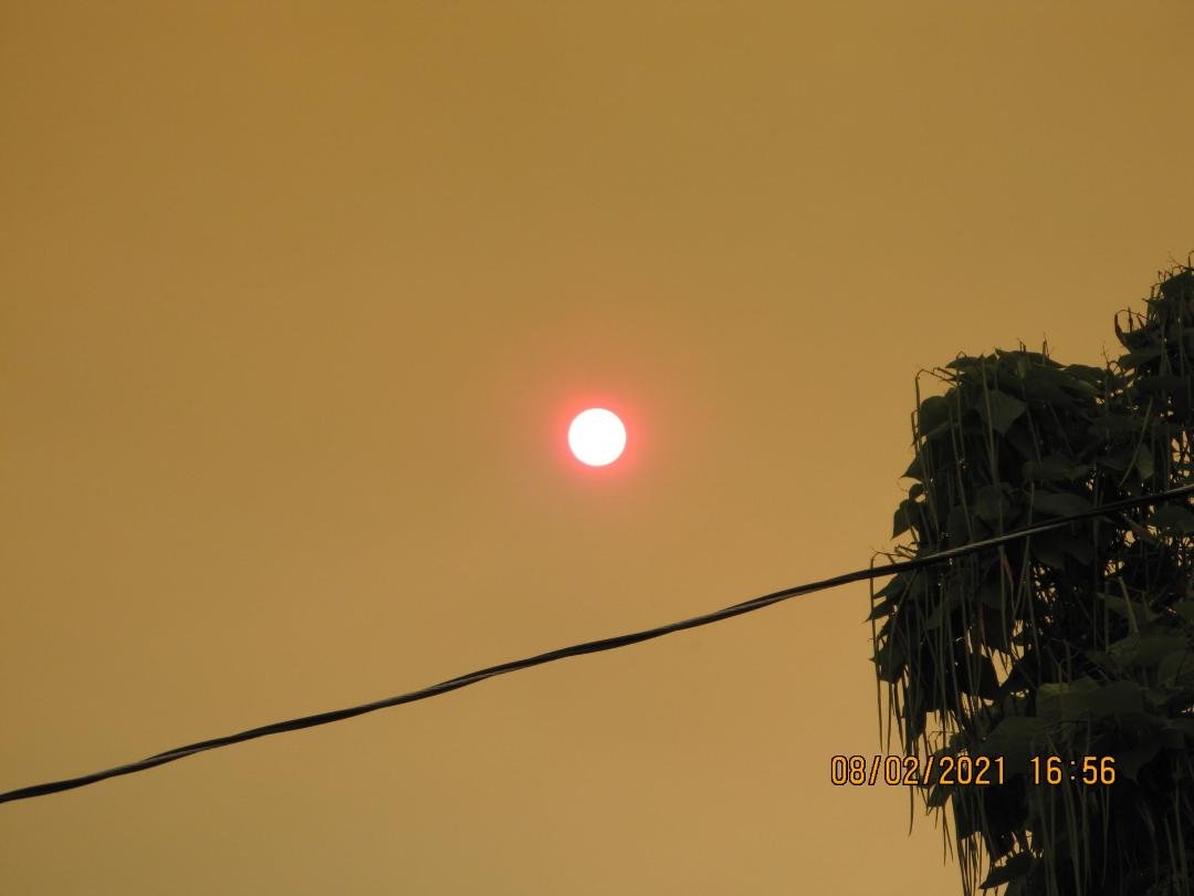 The Sun through the smoke.