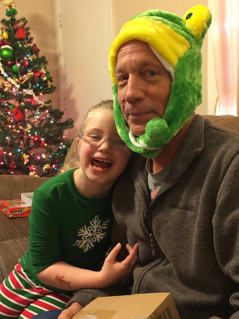 Priceless !
Daddy & McKenzie
No he doesn't know I posted it lol