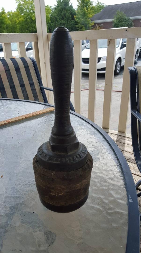 Does anybody know what this is ? Weights prob 25 lbs ! Please help !