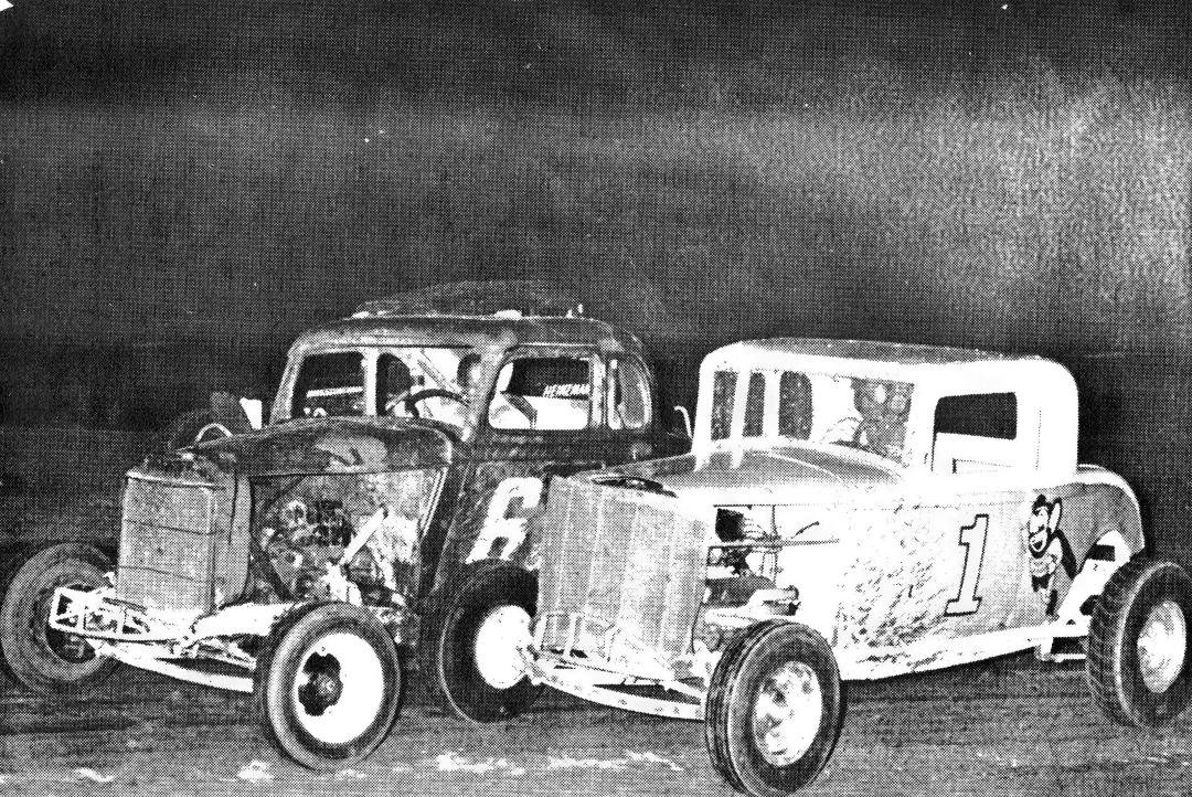 Caption under this picture was "Watch that wheel Wilbur". That was not by me.